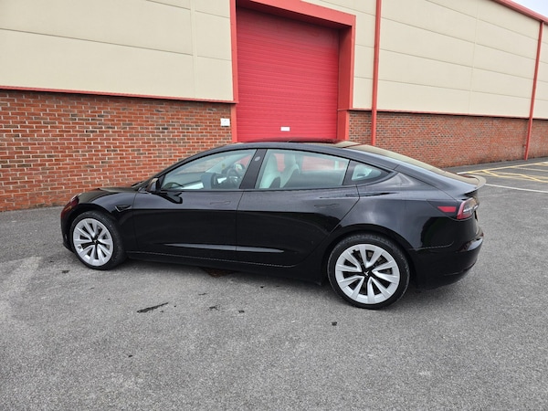Used Tesla Model 3 2021 for sale - 76282935: Photo 13