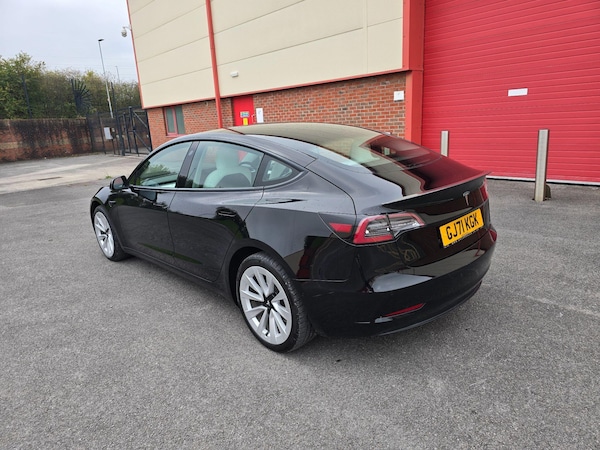 Used Tesla Model 3 2021 for sale - 76282935: Photo 5
