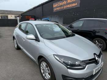 Used Renault Megane 2015 for sale - 74770210: Photo