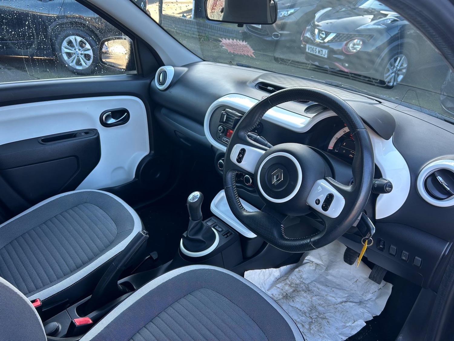 Vehicle 22