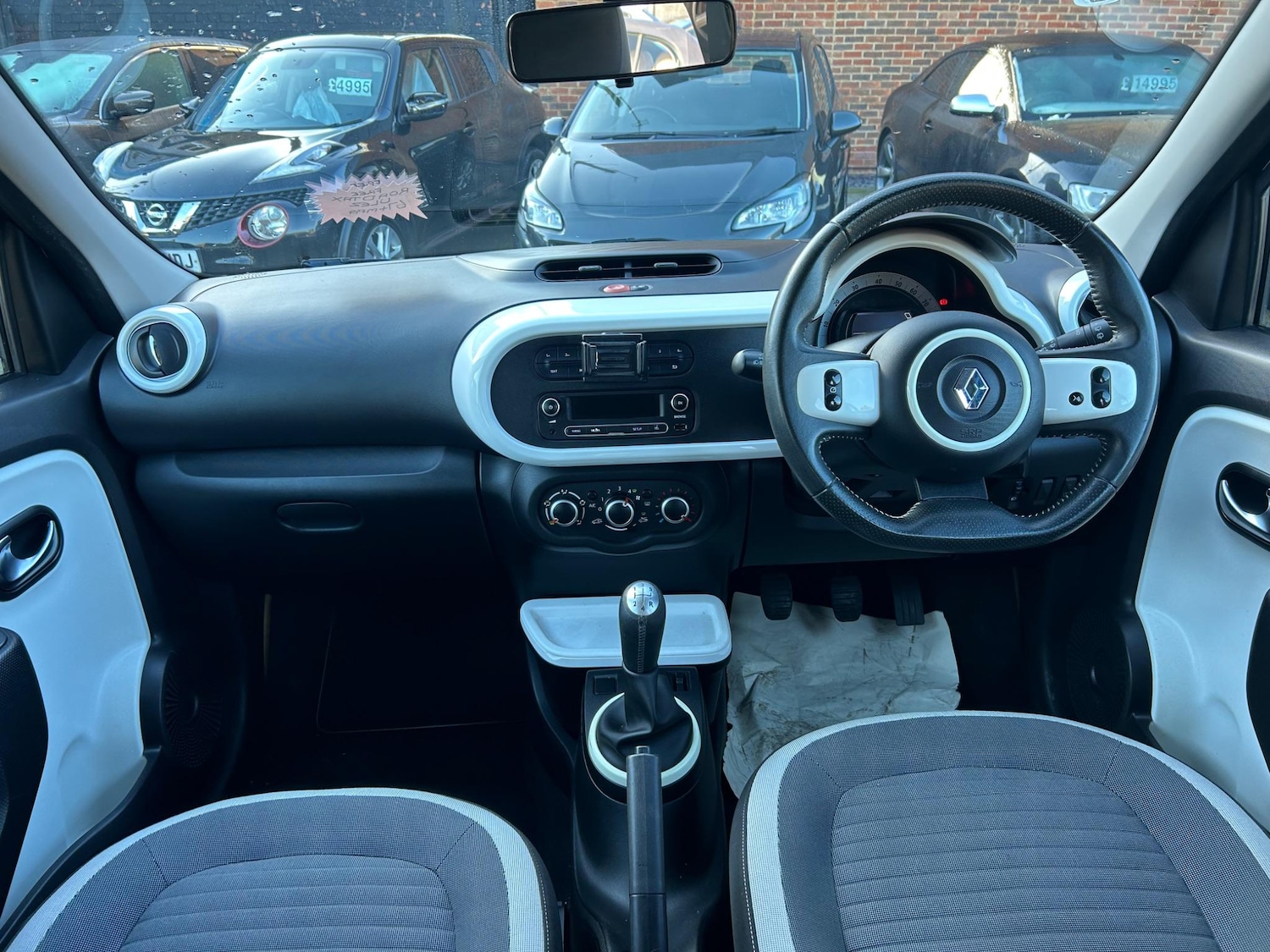 Vehicle 28