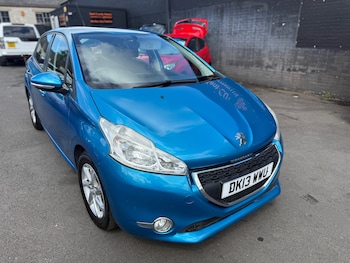 Used Peugeot 208 2013 for sale - 75075273: Photo