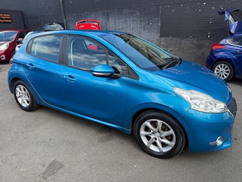 Used Peugeot 208 2013 for sale - 75075273: Photo