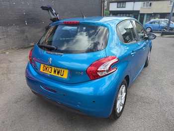 Used Peugeot 208 2013 for sale - 75075273: Photo