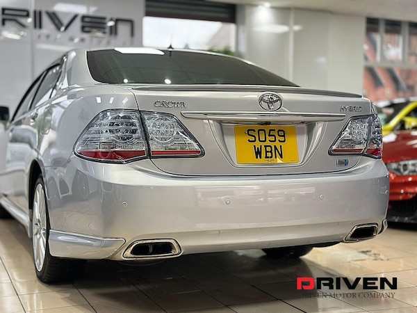 Used Toyota Crown 2021 for sale - 75680811: Photo 32