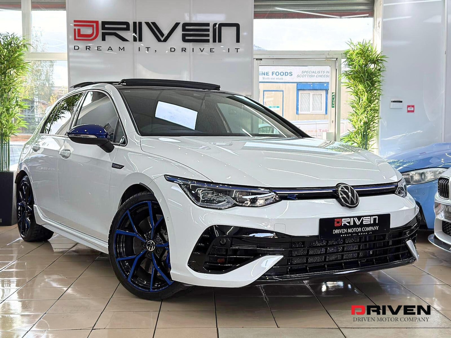 Used Volkswagen Golf 2023 for sale - 76225396: Photo 1