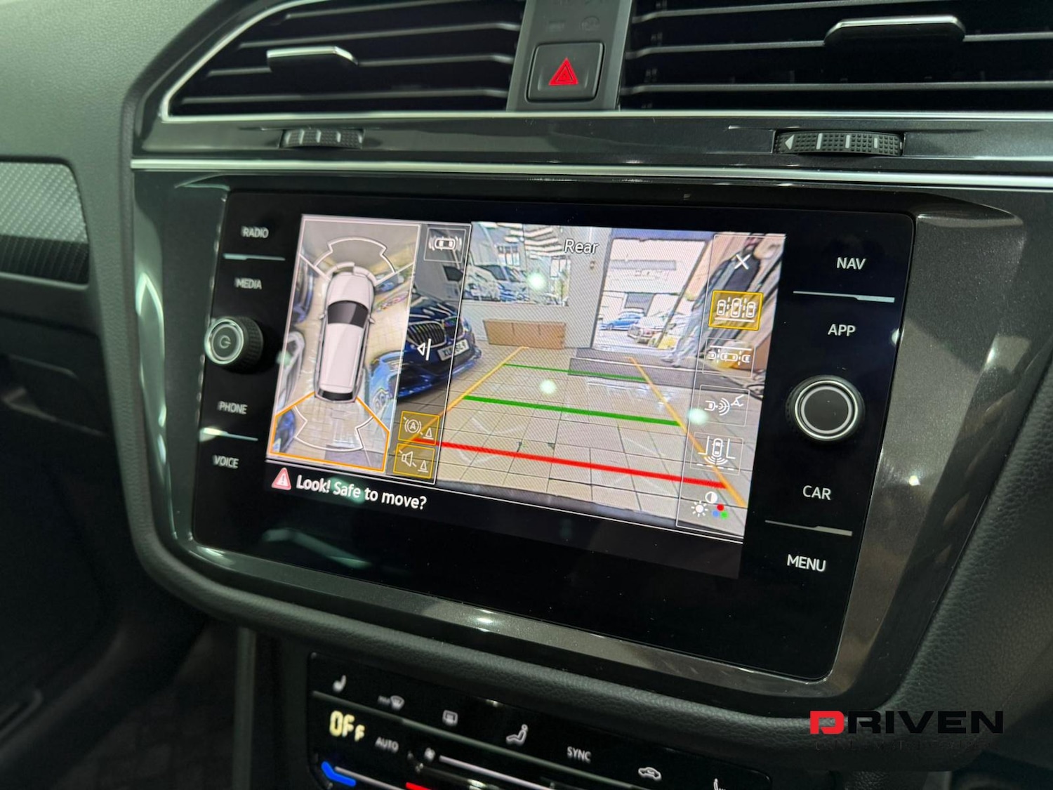 Used Volkswagen Tiguan 2023 for sale - 76321649: Photo 23