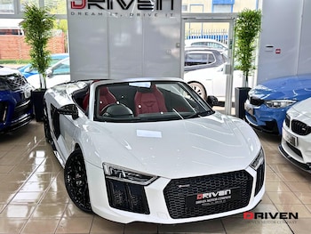 2018 - 5.2 FSI V10 Plus Quattro 2dr S Tronic