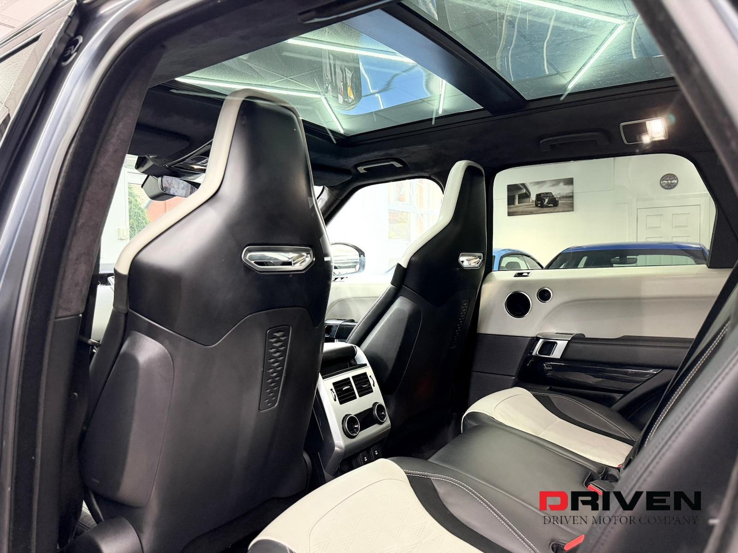 Used Land Rover Range Rover Sport 2018 for sale - 76626720: Photo 18