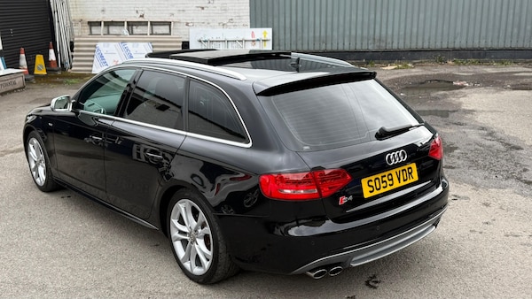 Used Audi S4 for sale - 75639218: Photo 2