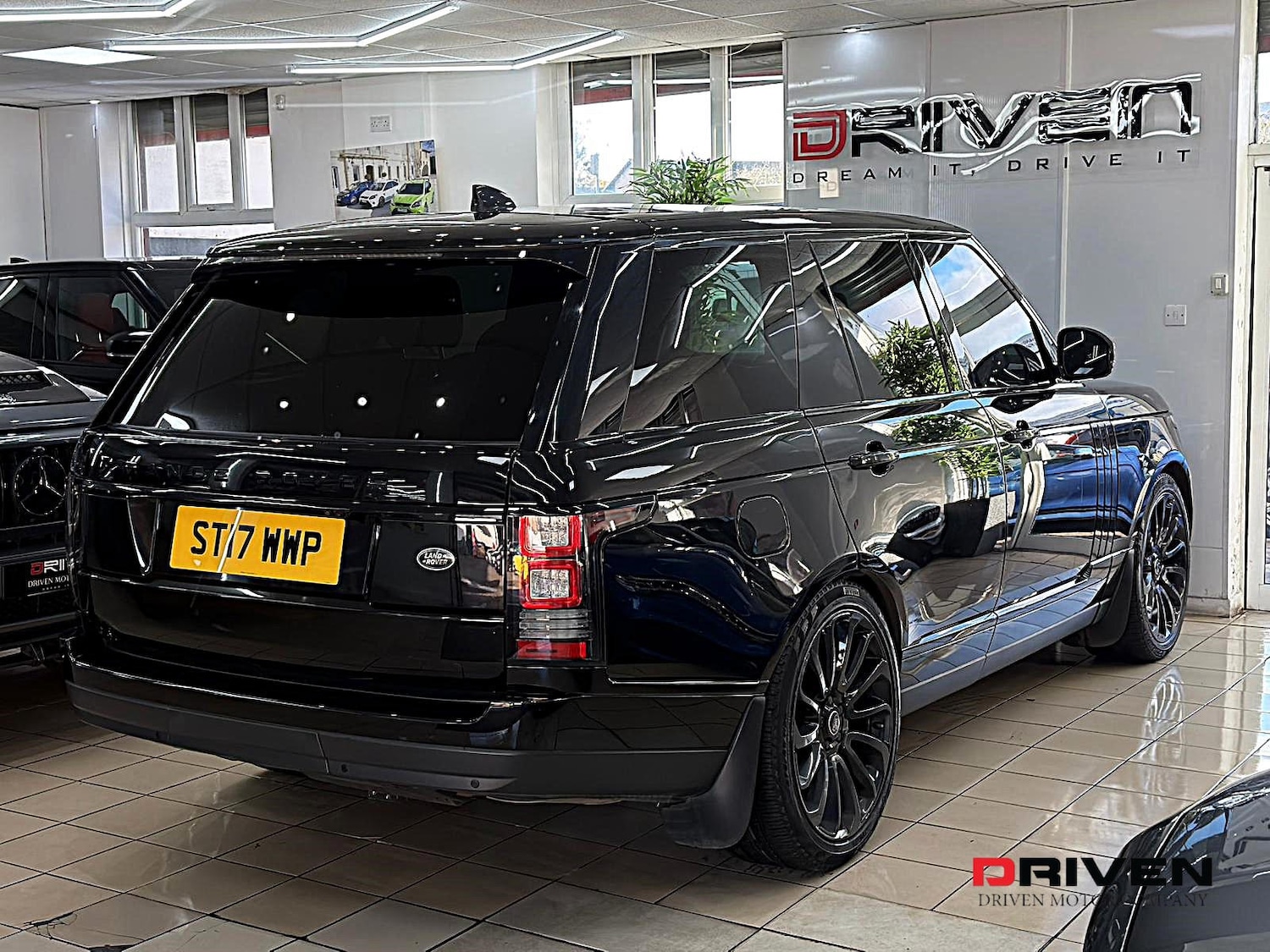 Used Land Rover Range Rover 2017 for sale - 76379662: Photo 12