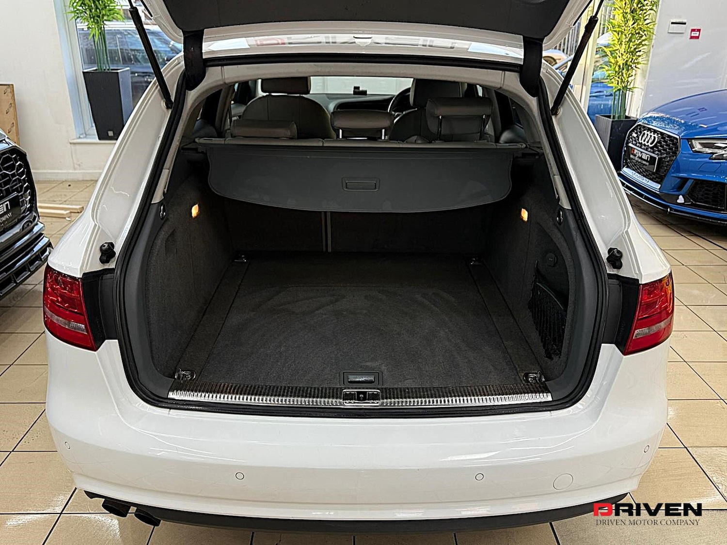 Used Audi A4 2012 for sale - 77049320: Photo 10