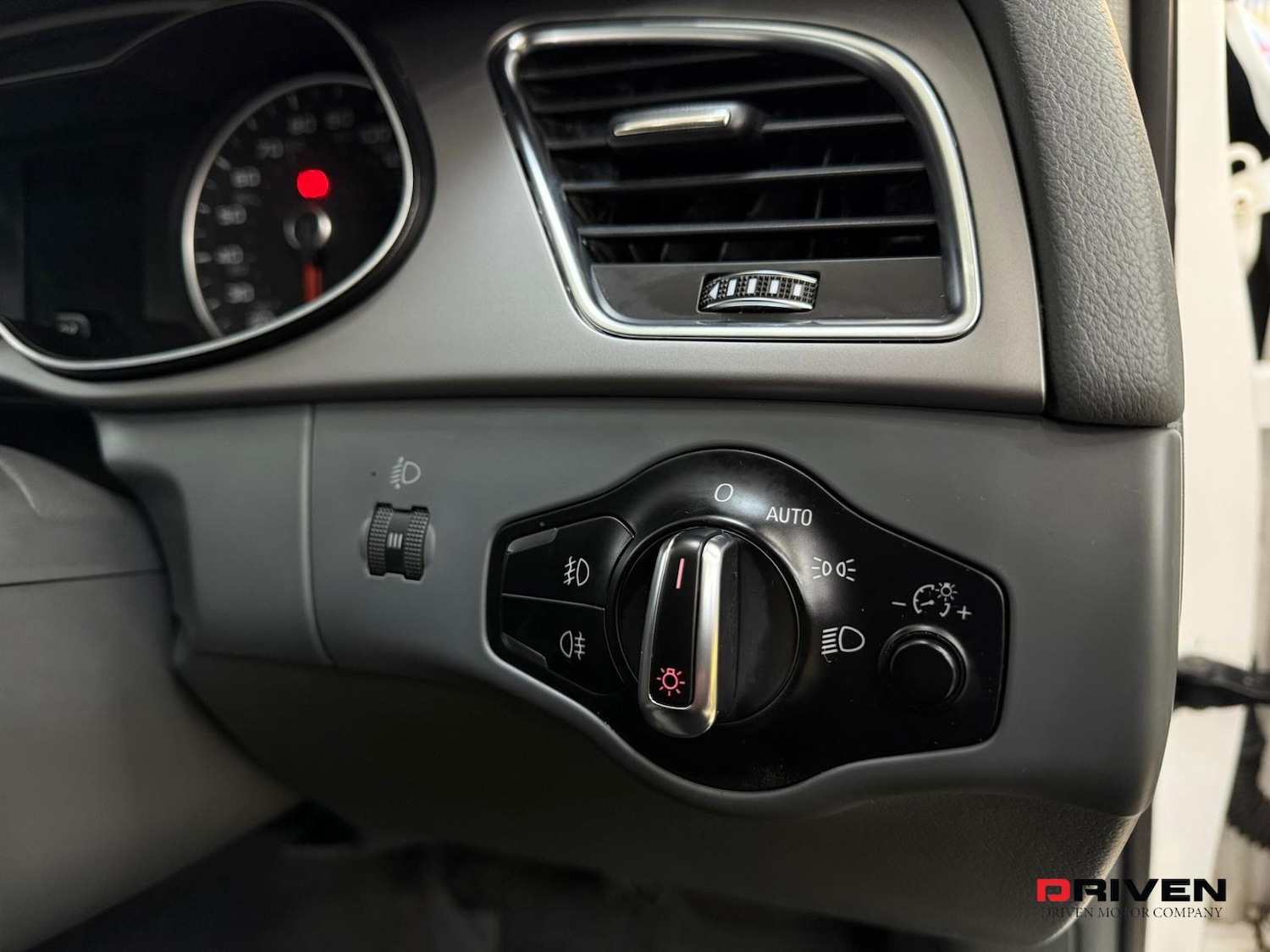 Used Audi A4 2012 for sale - 77049320: Photo 22