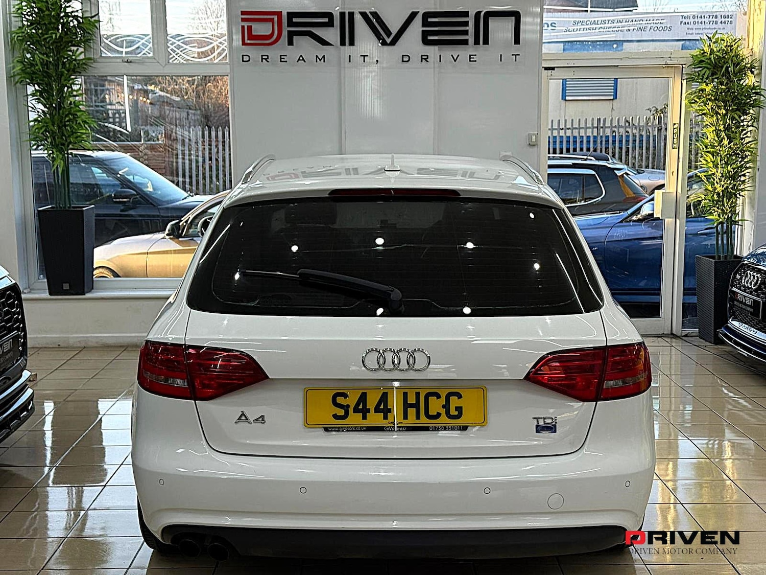 Used Audi A4 2012 for sale - 77049320: Photo 9