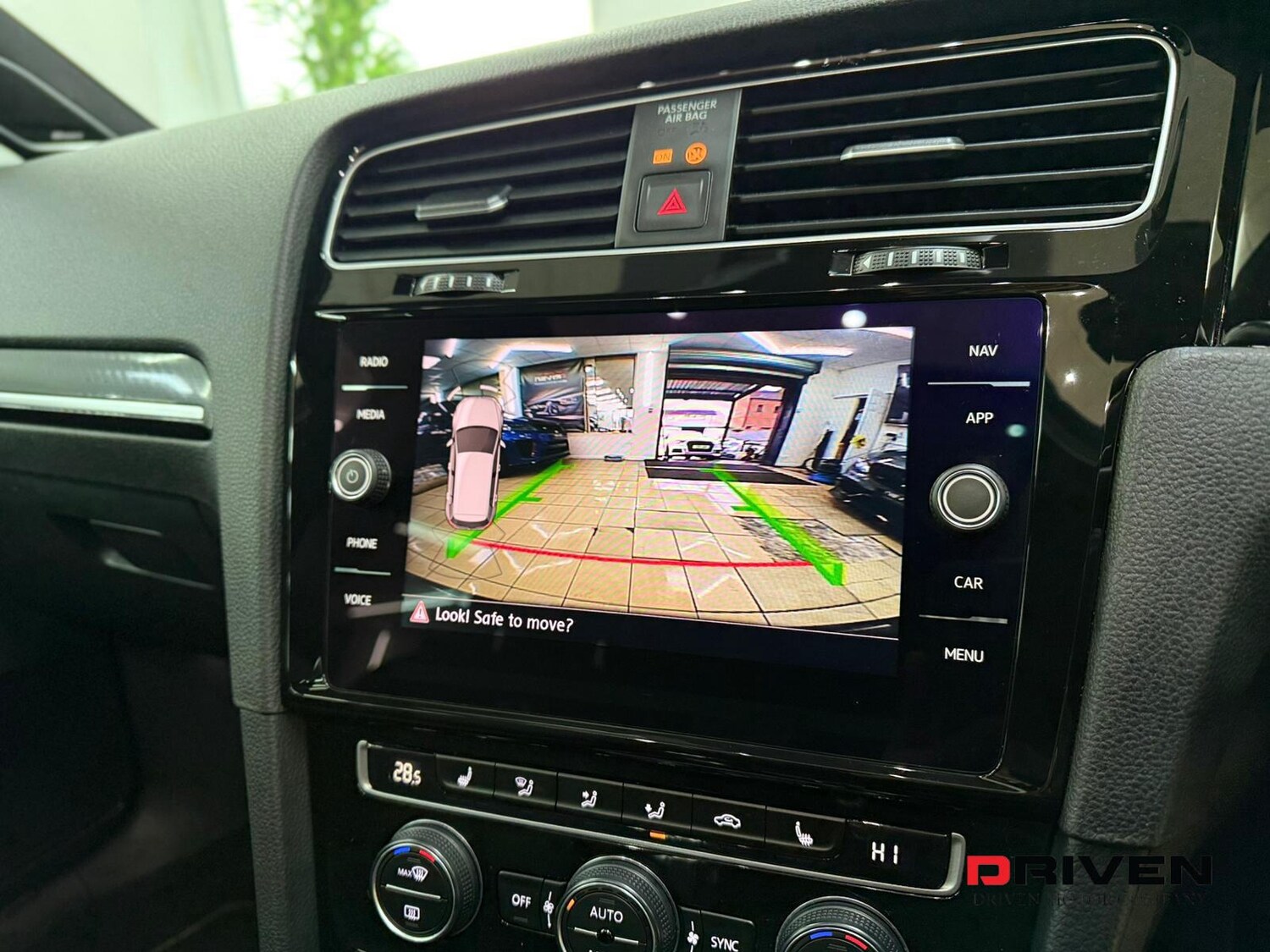 Used Volkswagen Golf 2019 for sale - 76922547: Photo 22