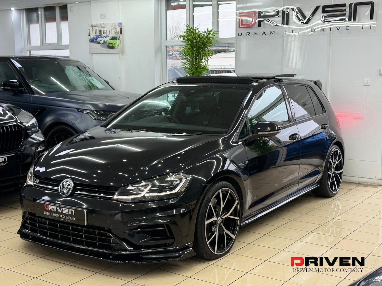 Used Volkswagen Golf 2019 for sale - 76922547: Photo 8