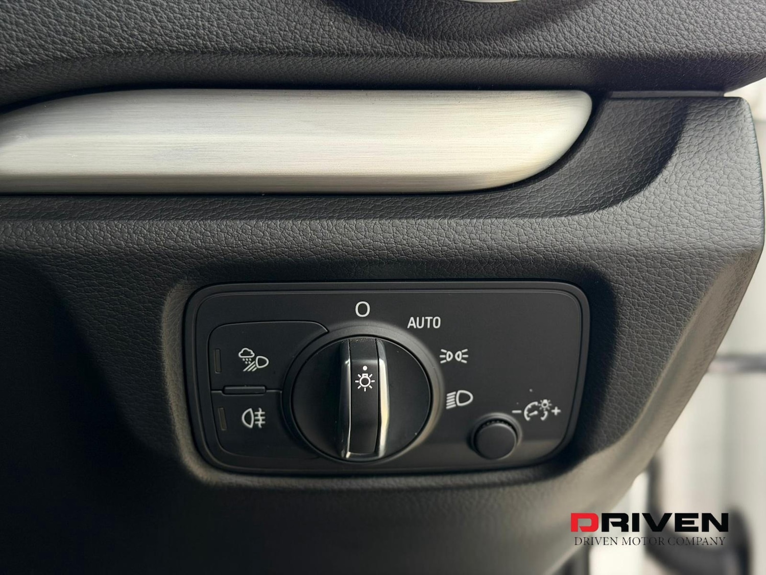 Used Audi A3 2017 for sale - 76225479: Photo 37