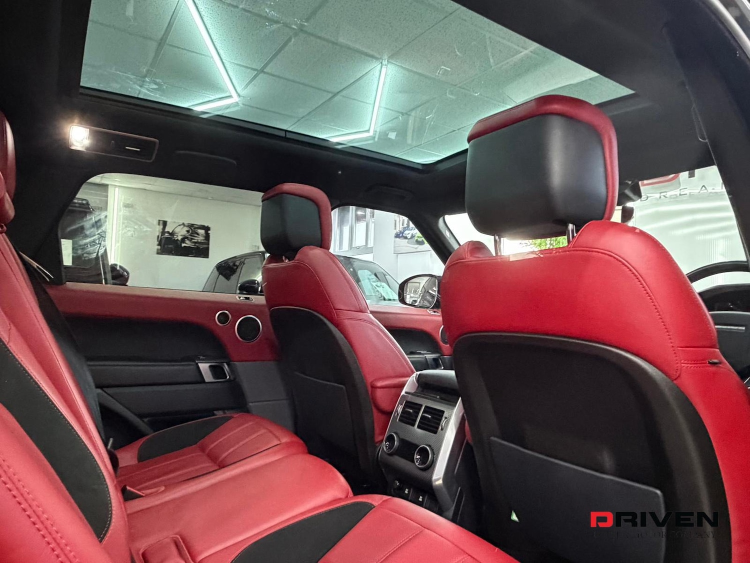 Used Land Rover Range Rover Sport 2018 for sale - 76684428: Photo 14