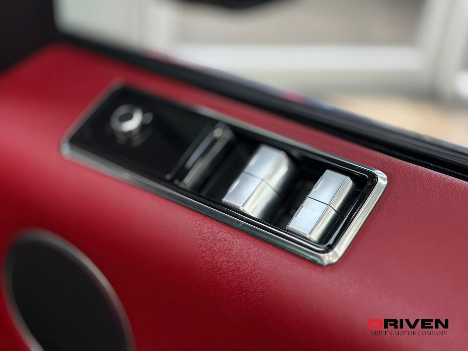 Used Land Rover Range Rover Sport 2018 for sale - 76684428: Photo 28