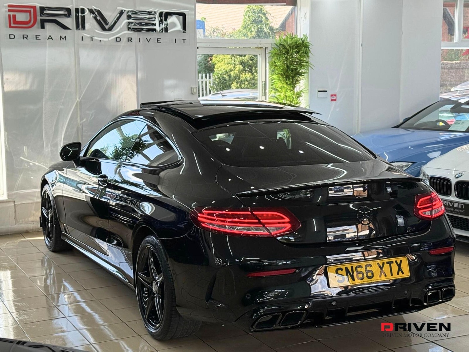 Used Mercedes-Benz C Class 2016 for sale - 76277379: Photo 8