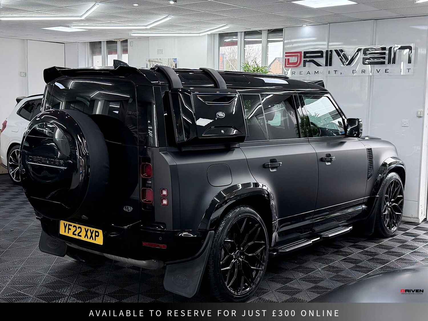 Used Land Rover Defender 2022 for sale - 78143667: Photo 10