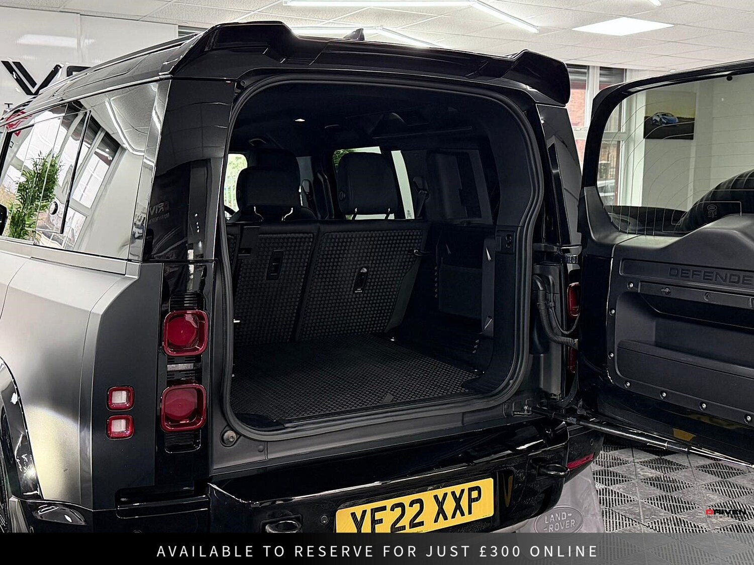 Used Land Rover Defender 2022 for sale - 78143667: Photo 25