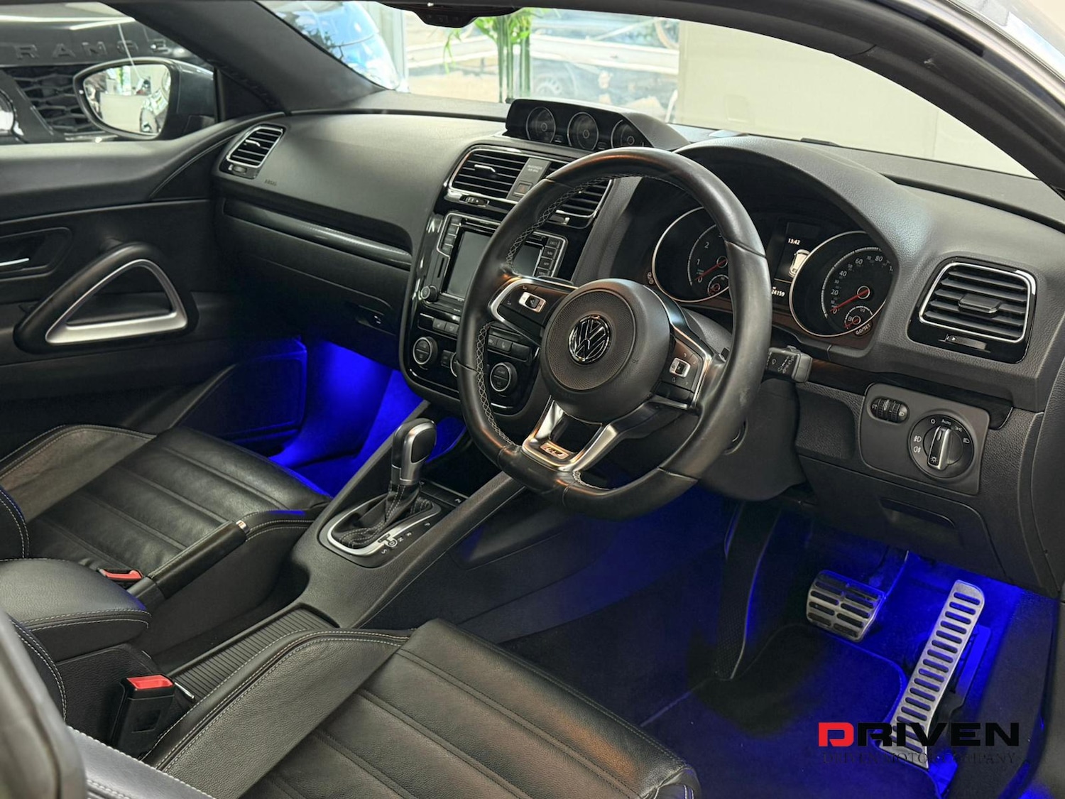 Used Volkswagen Scirocco 2018 for sale - 76405498: Photo 14