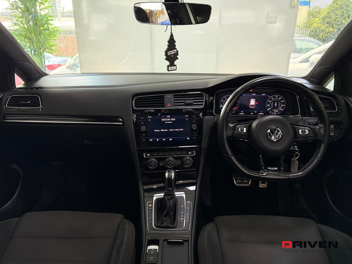 Vehicle 22