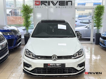Used Volkswagen Golf 2017 for sale - 75938401: Photo