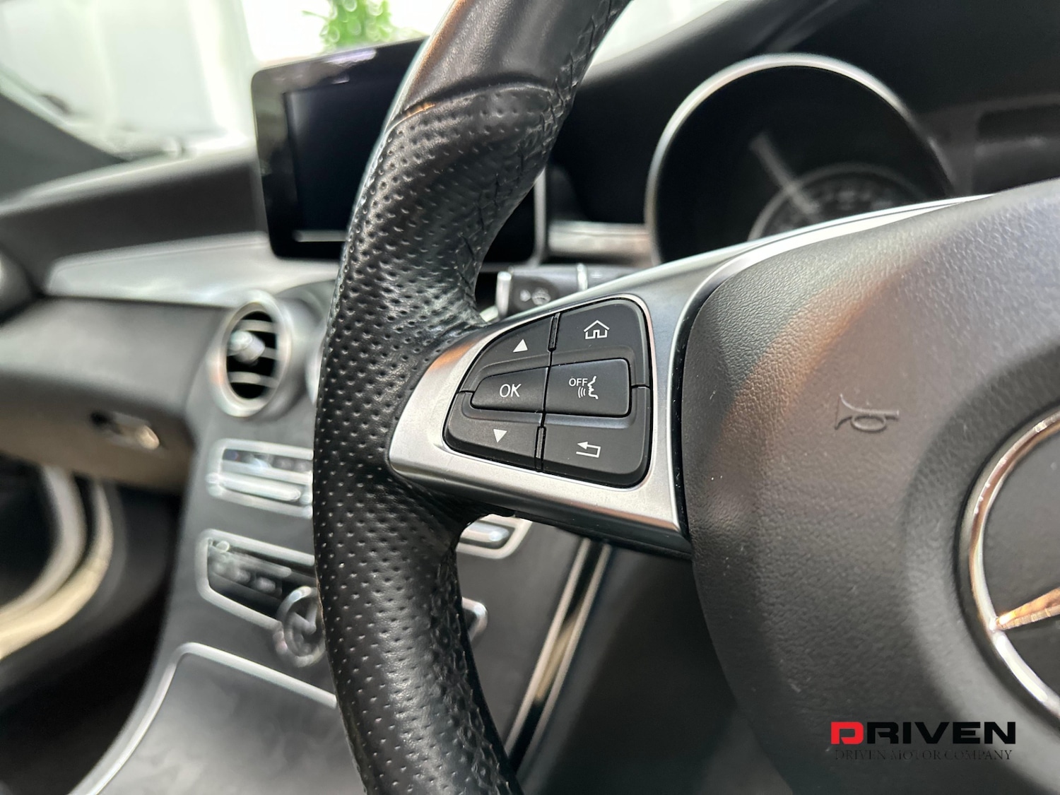 Used Mercedes-Benz C Class 2018 for sale - 76164780: Photo 14