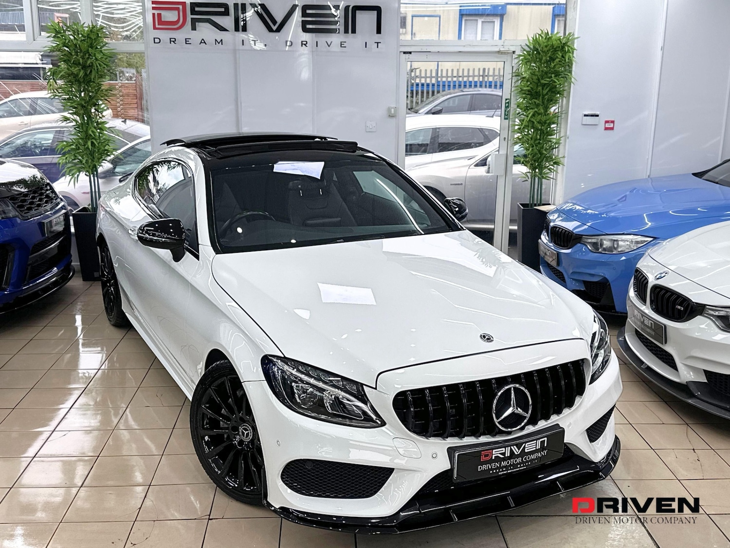 Used Mercedes-Benz C Class 2018 for sale - 76164780: Photo 2
