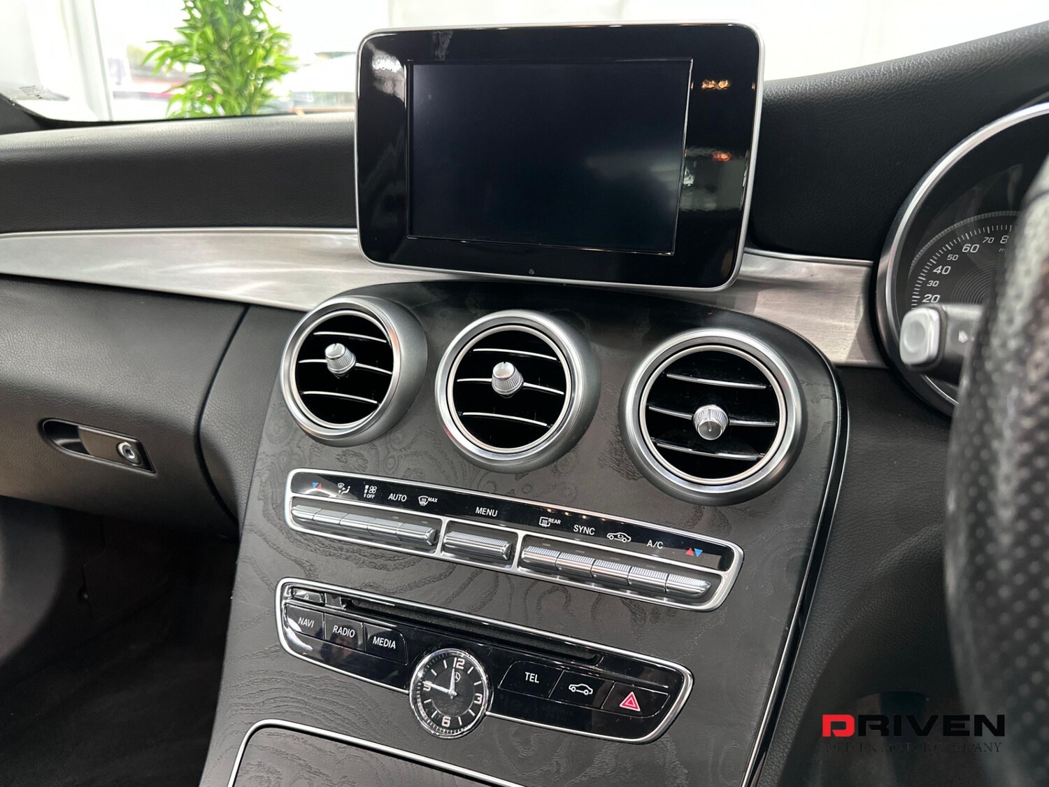 Used Mercedes-Benz C Class 2018 for sale - 76164780: Photo 35