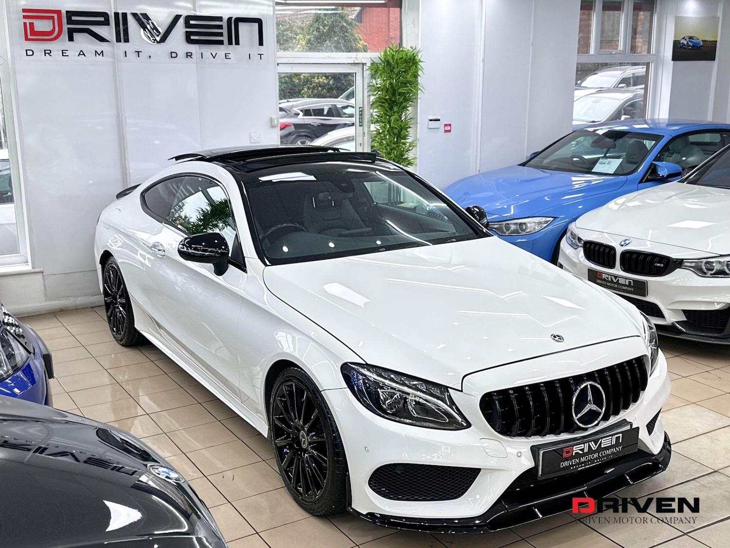 Used Mercedes-Benz C Class 2018 for sale - 76164780: Photo 4