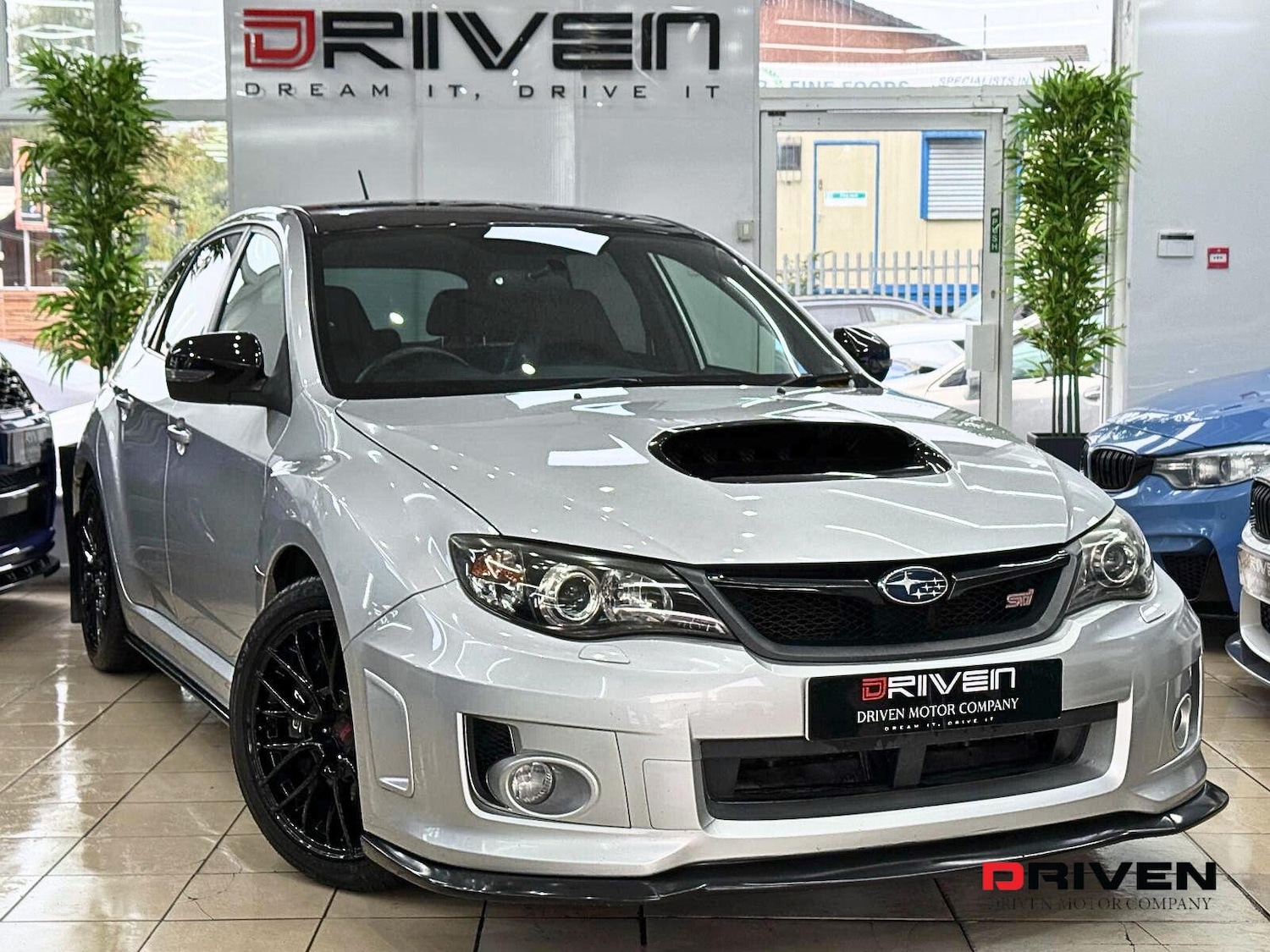 Used Subaru WRX STI 2012 for sale - 76102602: Photo 2