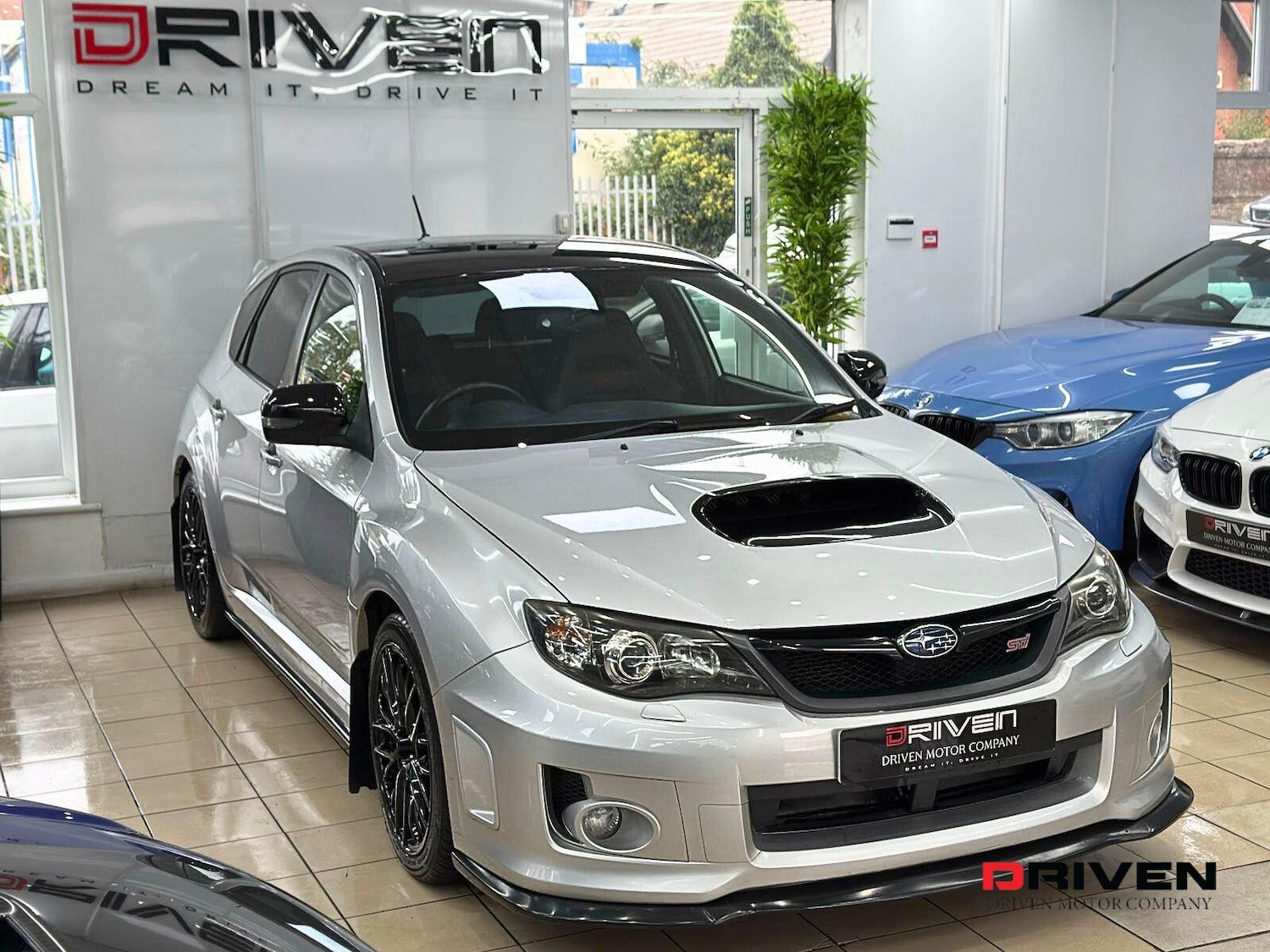 Used Subaru WRX STI 2012 for sale - 76102602: Photo 4