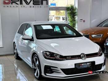 Used Volkswagen Golf 2017 for sale - 74459807: Photo