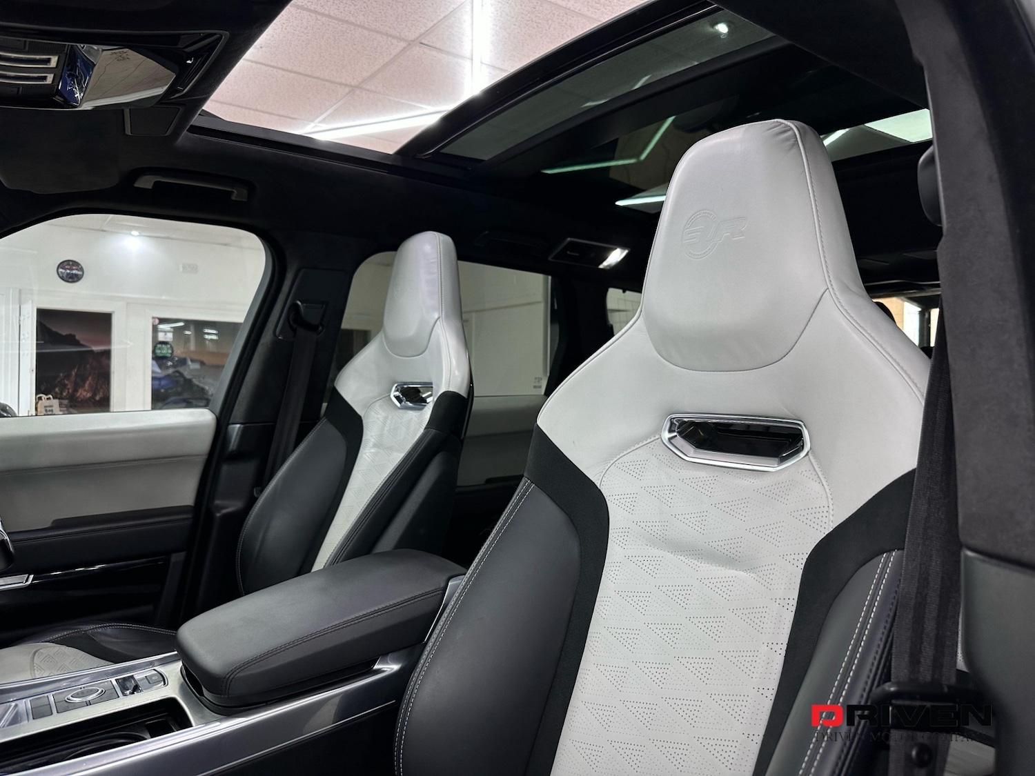 Used Land Rover Range Rover Sport 2018 for sale - 76341039: Photo 9