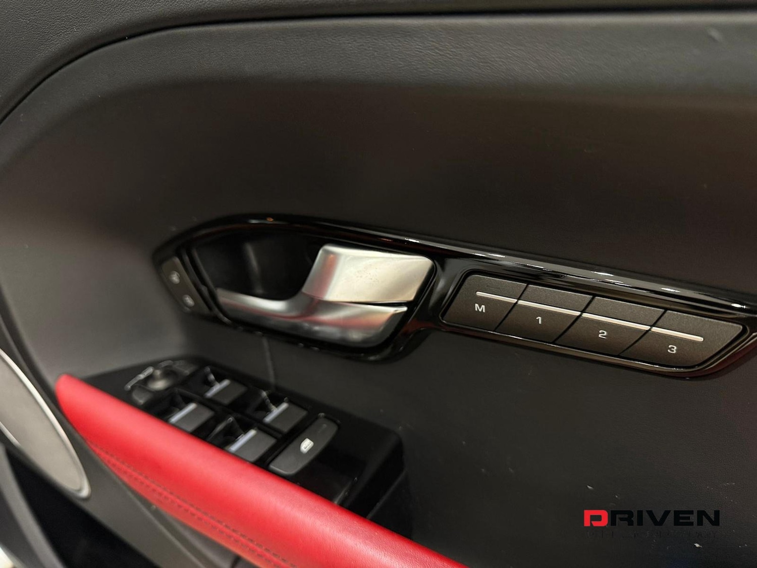 Used Land Rover Range Rover Evoque 2012 for sale - 75985748: Photo 31