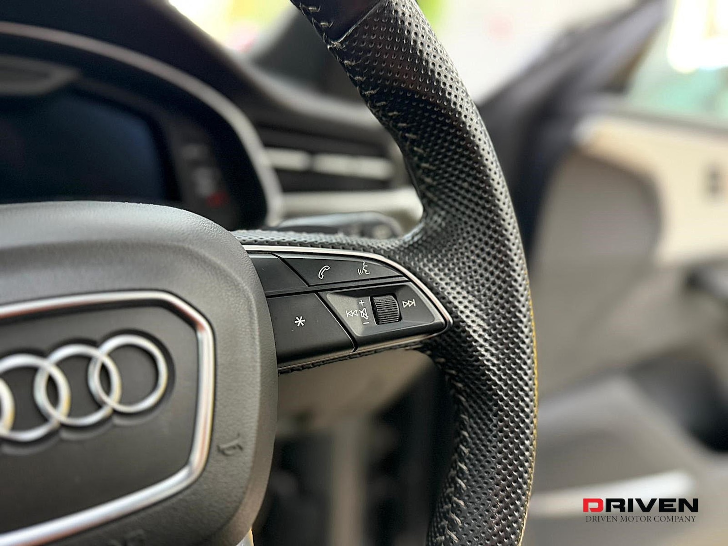 Used Audi Q8 2019 for sale - 76974744: Photo 29