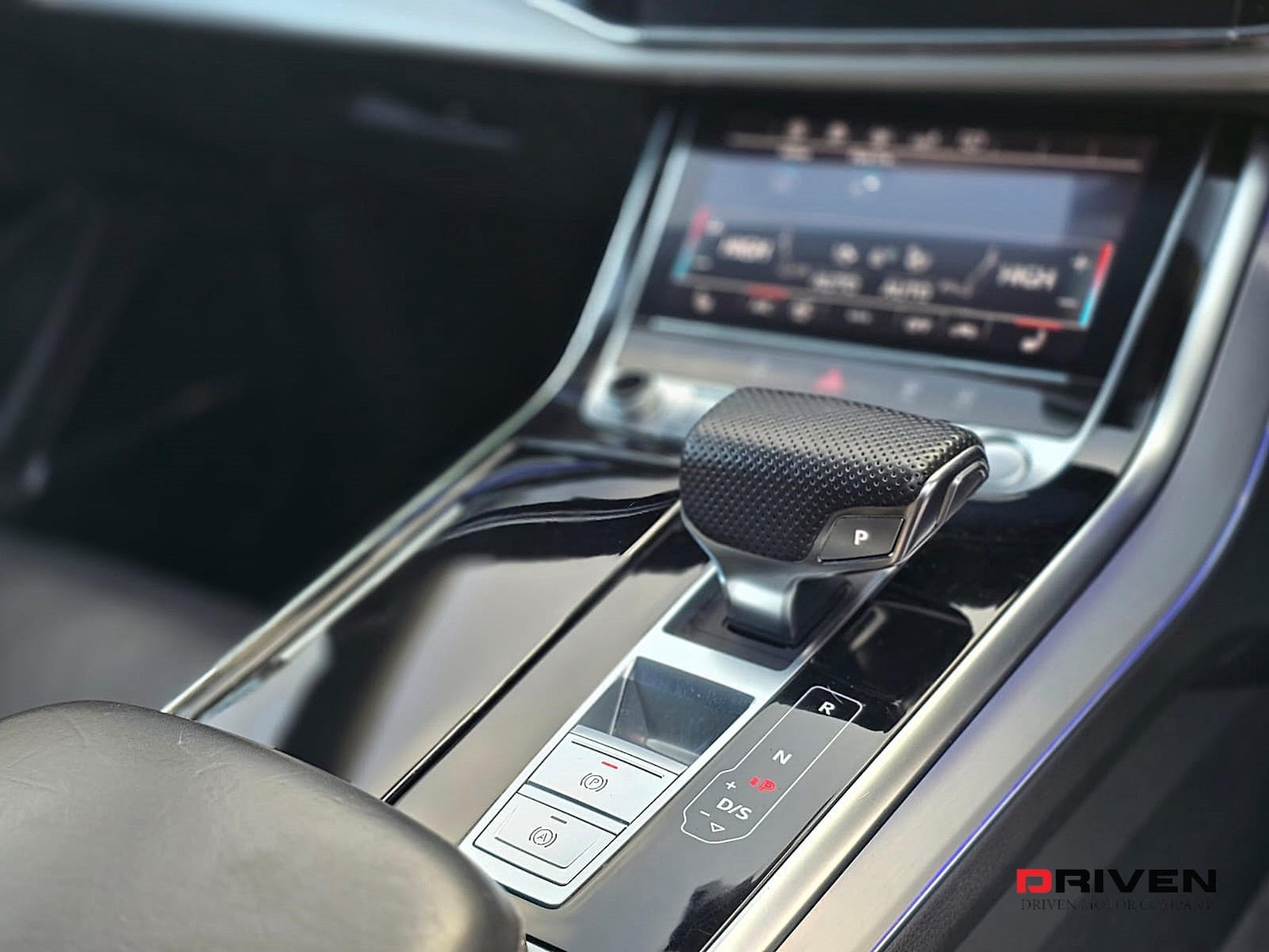 Used Audi Q8 2019 for sale - 76974744: Photo 48