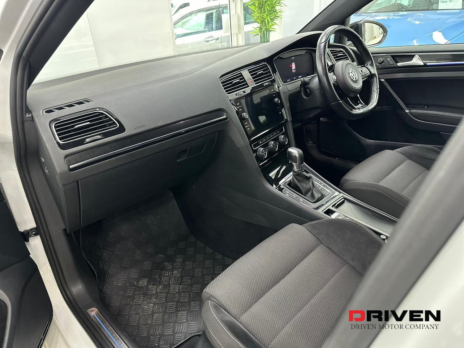 Used Volkswagen Golf 2018 for sale - 76196147: Photo 12