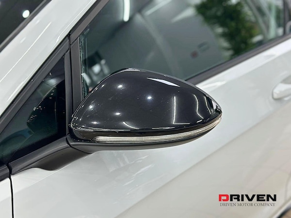Used Volkswagen Golf 2018 for sale - 76196147: Photo 35