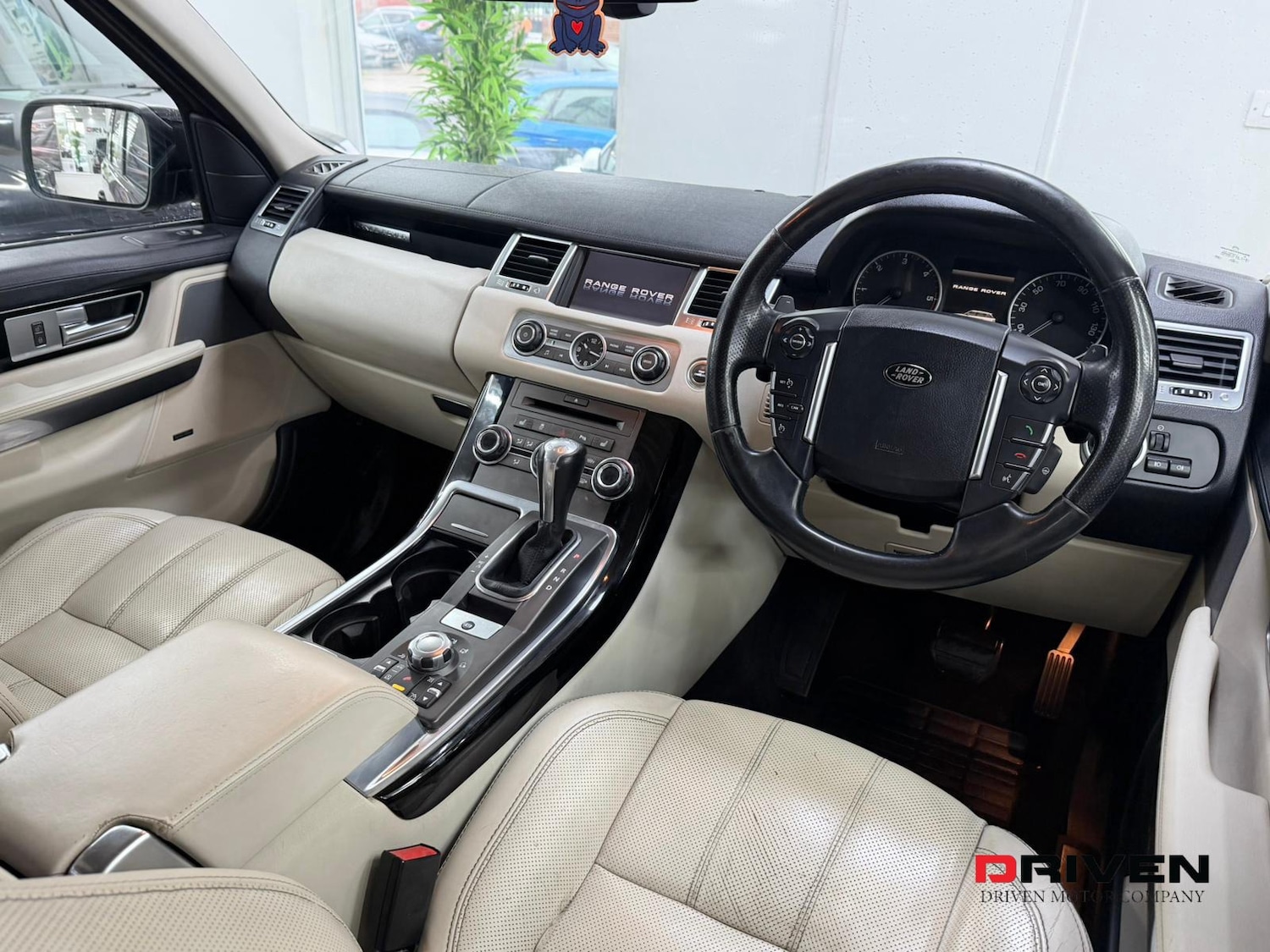 Used Land Rover Range Rover Sport 2011 for sale - 76376964: Photo 15