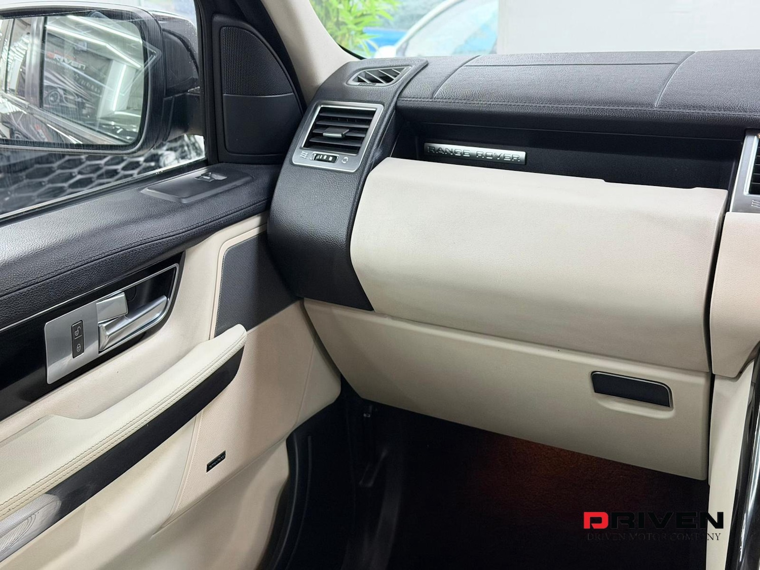 Used Land Rover Range Rover Sport 2011 for sale - 76376964: Photo 27