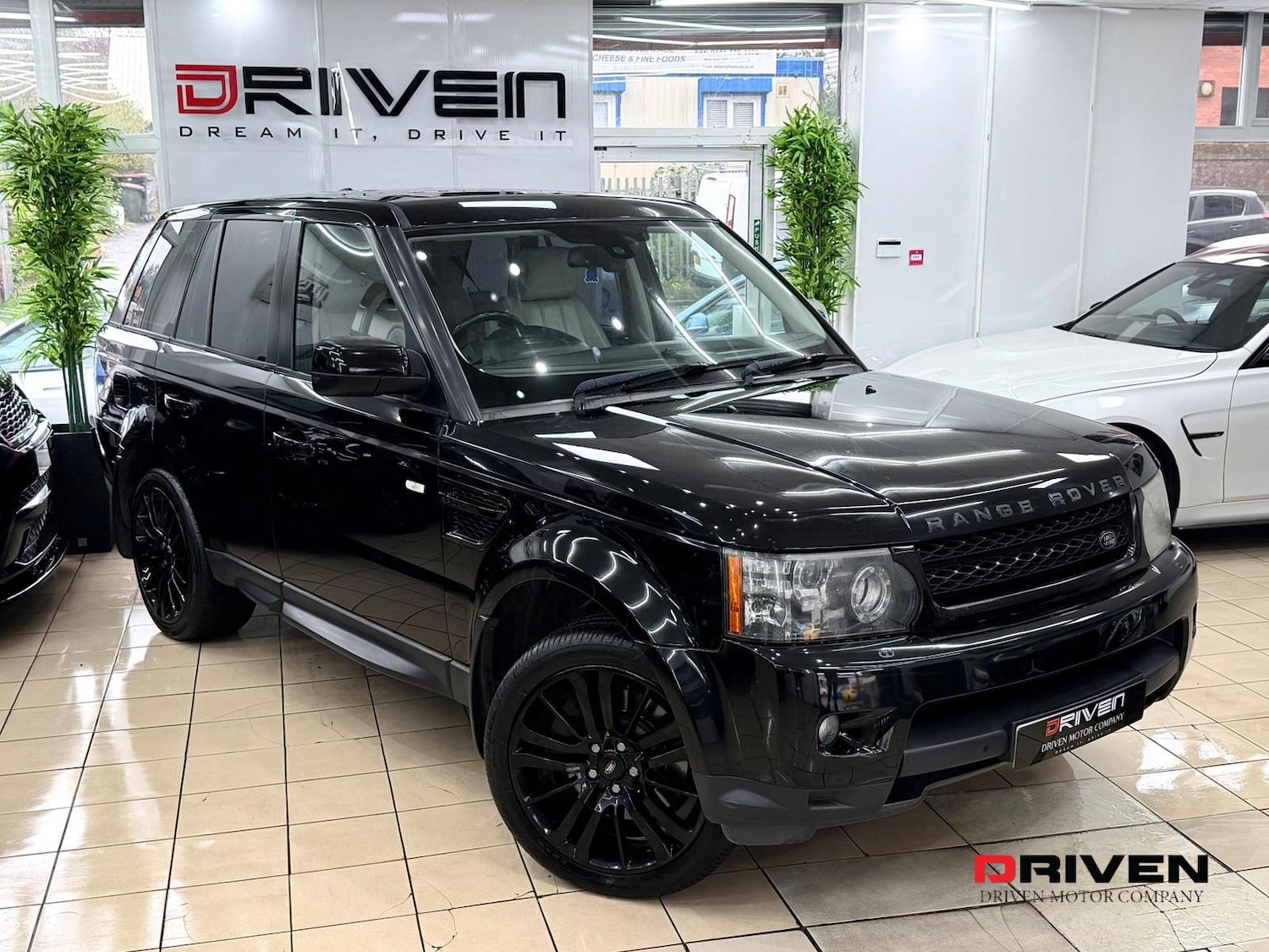 Used Land Rover Range Rover Sport 2011 for sale - 76376964: Photo 3