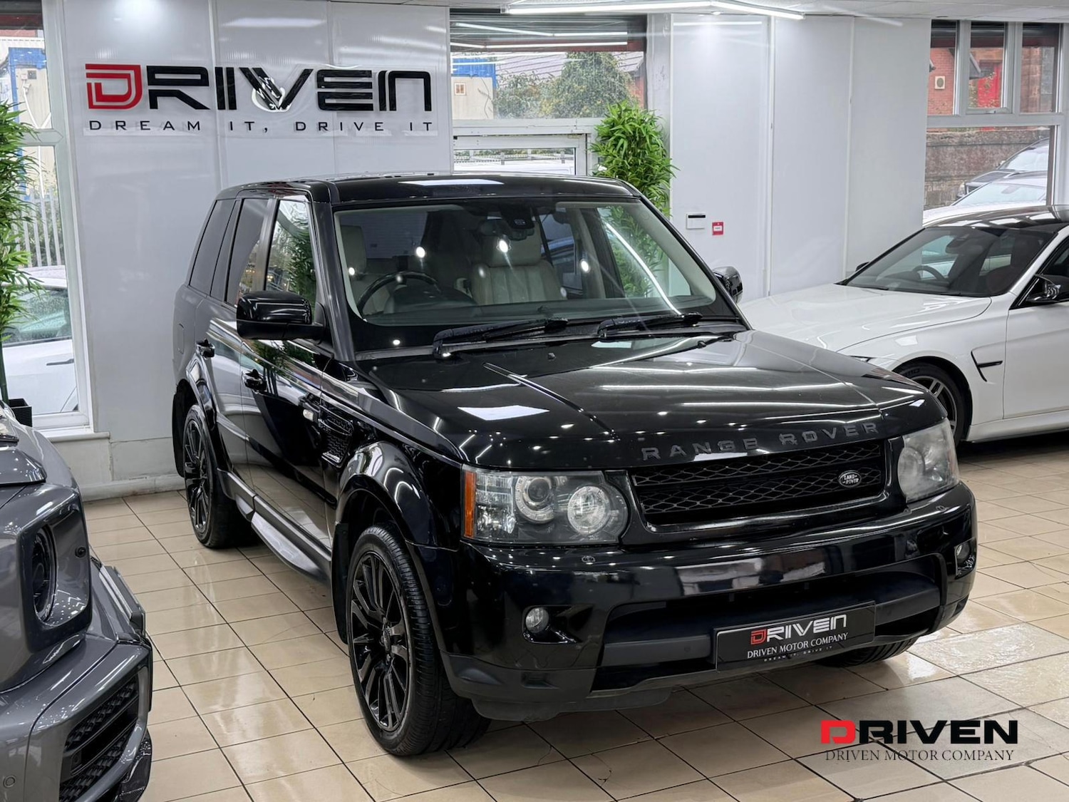 Used Land Rover Range Rover Sport 2011 for sale - 76376964: Photo 4
