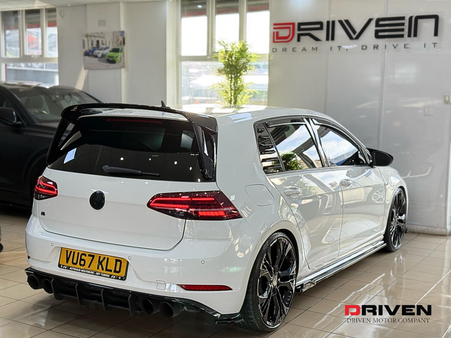 Used Volkswagen Golf 2017 for sale - 76393474: Photo 12