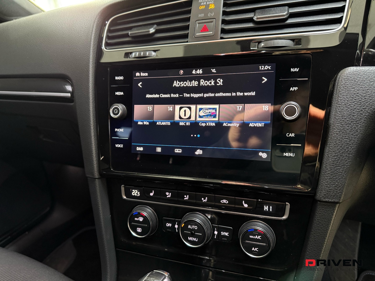 Used Volkswagen Golf 2017 for sale - 76393474: Photo 22