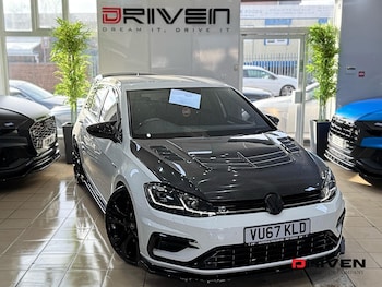 Used Volkswagen Golf 2017 for sale - 76393474: Photo