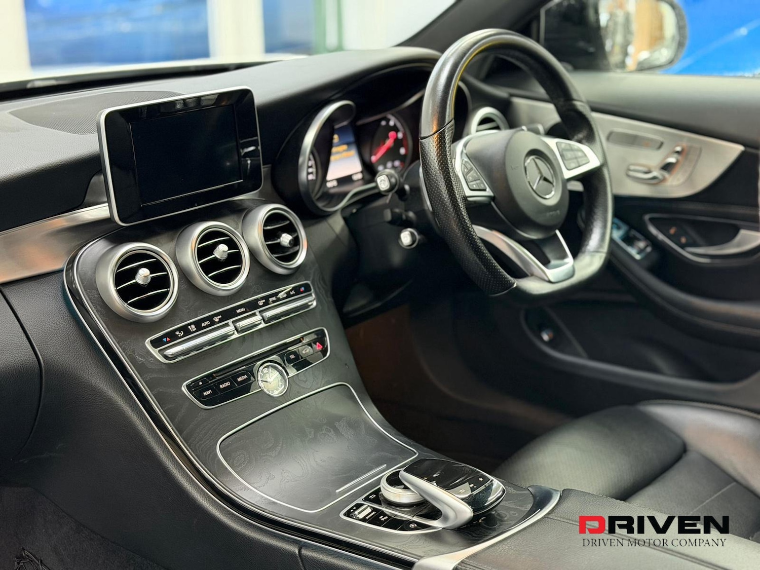 Used Mercedes-Benz C Class 2018 for sale - 76855468: Photo 21